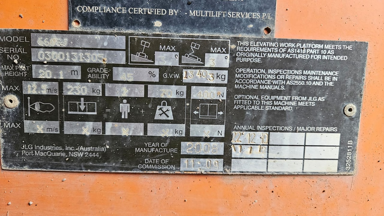 Sold - Scissor Lift - View 2